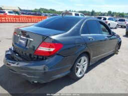 
										2013 Mercedes-benz C 300 full									