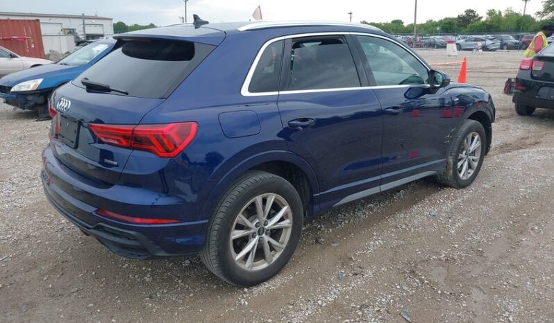 
								2021 Audi Q3 full									