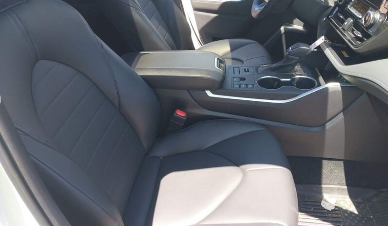 
								2019 Toyota Highlander full									