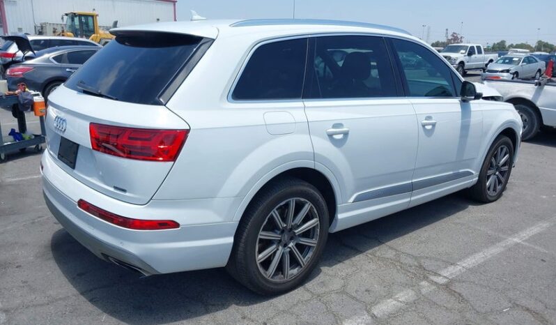 
								2017 Audi Q7 full									