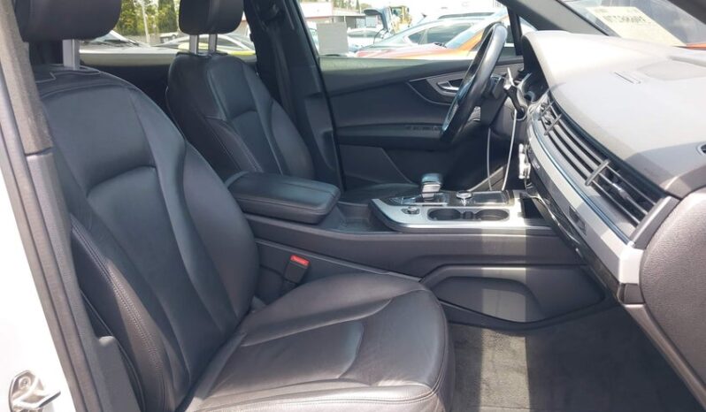 
								2017 Audi Q7 full									