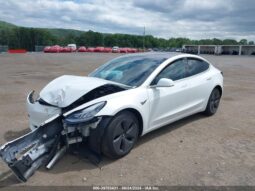 
										2018 Tesla Model 3 full									