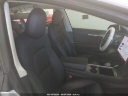 
										2022 Tesla Model 3 full									