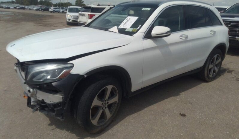 
								2019 Mercedes-benz Glc 300 full									