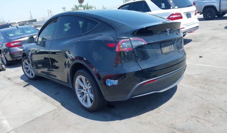 
								2021 Tesla Model y full									