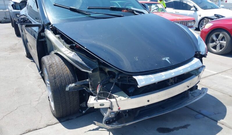 
								2021 Tesla Model y full									
