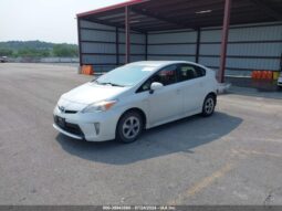 
										2015 Toyota Prius full									