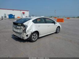 
										2015 Toyota Prius full									