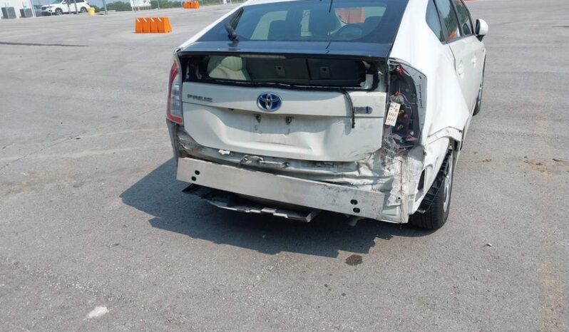 
								2015 Toyota Prius full									