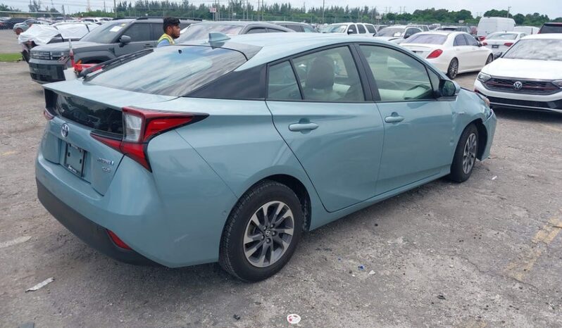 
								2022 Toyota Prius full									