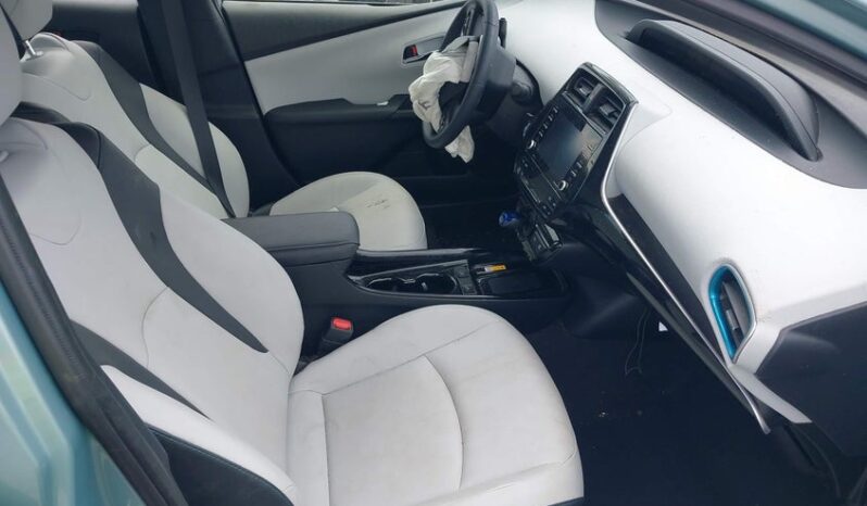 
								2022 Toyota Prius full									