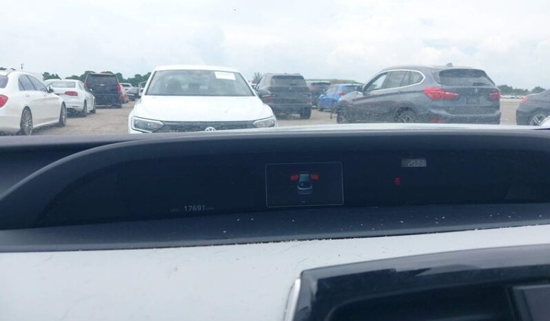 
								2022 Toyota Prius full									