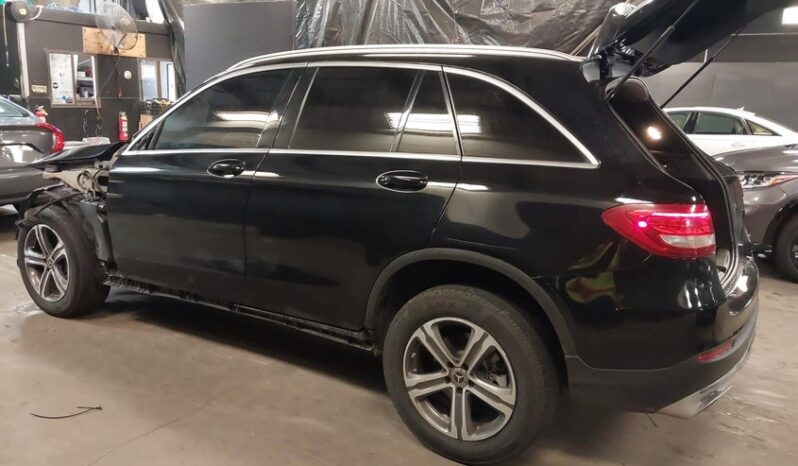 
								2019 Mercedes-benz Glc 300 full									