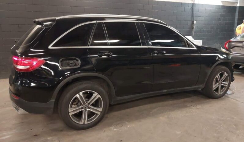 
								2019 Mercedes-benz Glc 300 full									