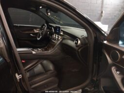 
										2019 Mercedes-benz Glc 300 full									
