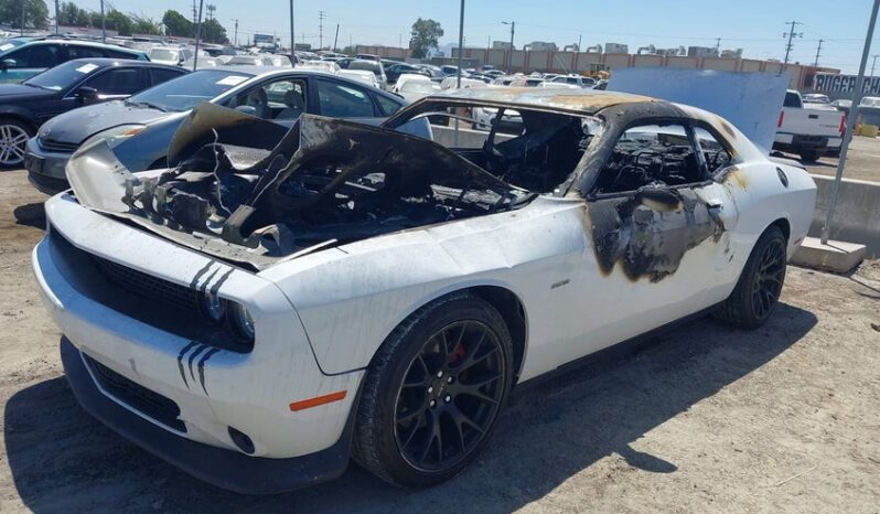 
								2019 Dodge Challenger full									