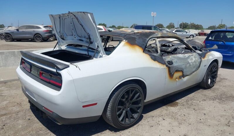 
								2019 Dodge Challenger full									