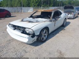 
										2013 Dodge Challenger full									