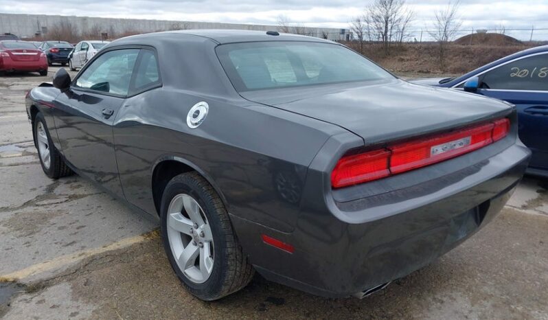 
								2013 Dodge Challenger full									