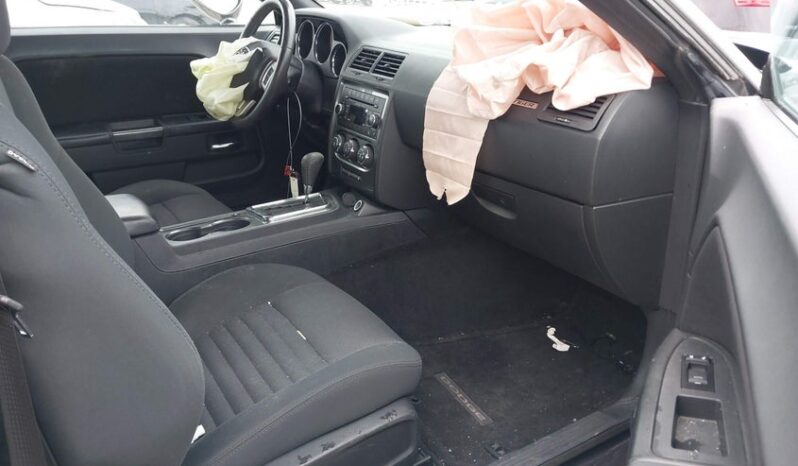 
								2013 Dodge Challenger full									