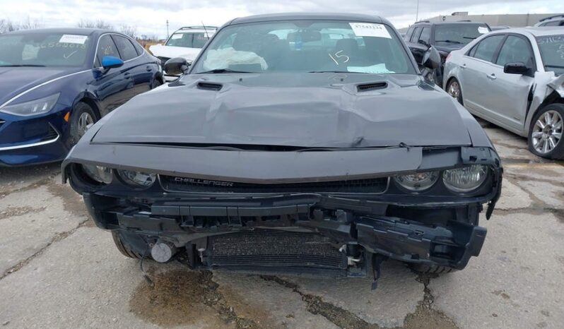 
								2013 Dodge Challenger full									