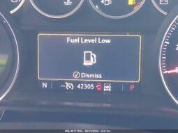 
										2021 Chevrolet Silverado full									
