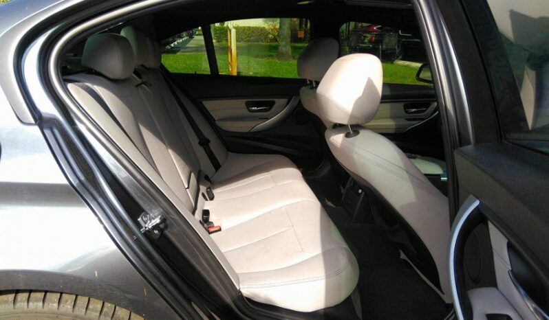 
								2012 BMW 3 series full									