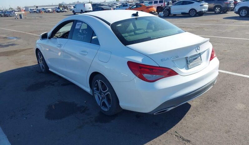 
								2018 Mercedes-benz Cla 250 full									