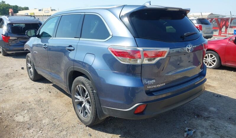 
								2016 Toyota Highlander full									