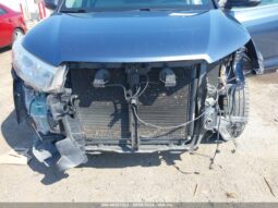 
										2016 Toyota Highlander full									