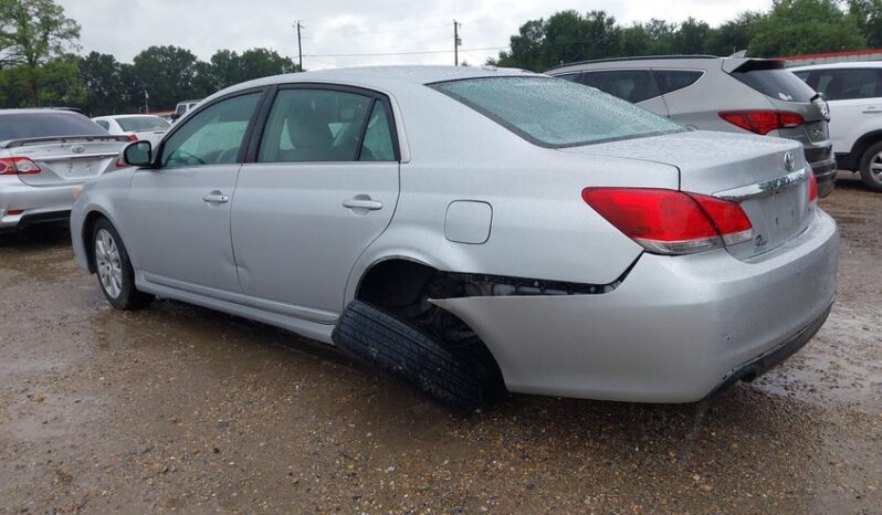 
								2012 Toyota Avalon full									