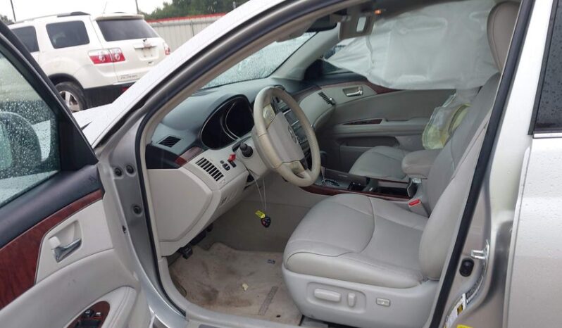 
								2012 Toyota Avalon full									