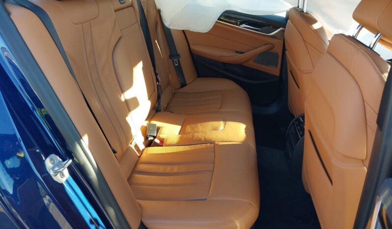 
								2020 BMW 5 series full									