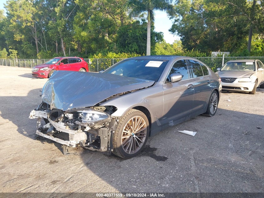 2019 BMW 530I