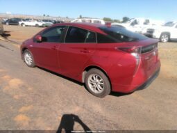 
										2016 Toyota Prius full									