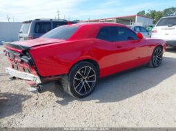 
										2017 Dodge Challenger full									