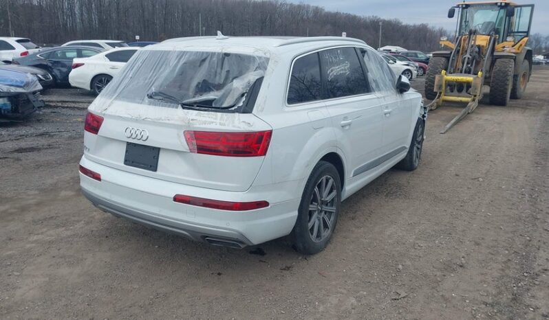 
								2019 Audi Q7 full									