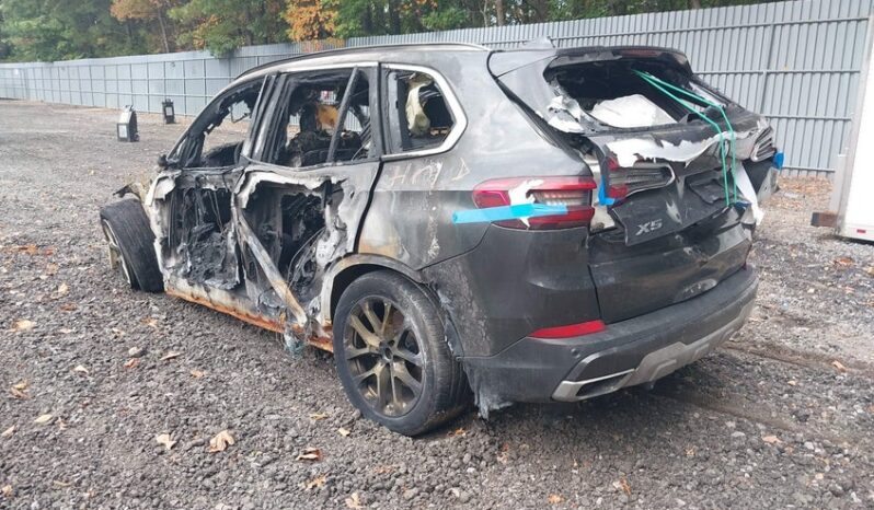 
								2020 BMW X5 full									