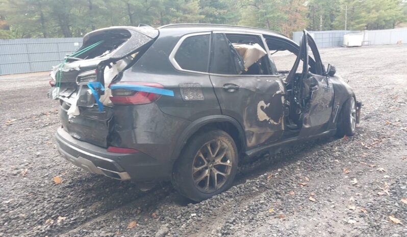
								2020 BMW X5 full									