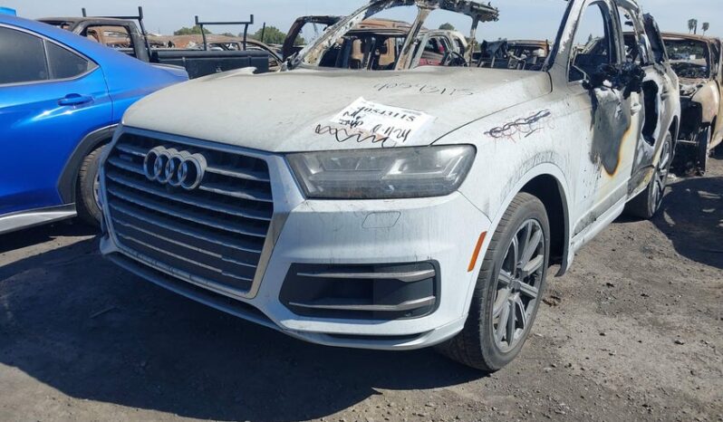 
								2017 Audi Q7 full									