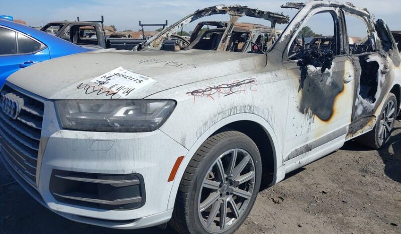 
								2017 Audi Q7 full									