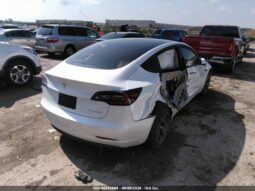 
										2022 Tesla Model 3 full									