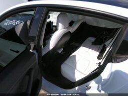 
										2022 Tesla Model 3 full									