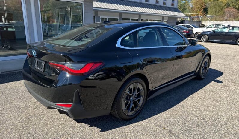 
								2023 BMW I4 full									