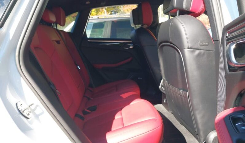 
								2020 Porsche Macan full									
