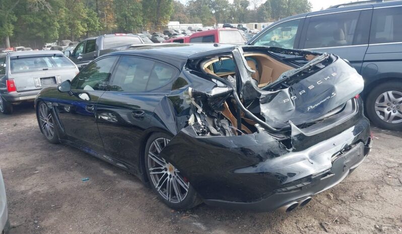 
								2016 Porsche Panamera full									