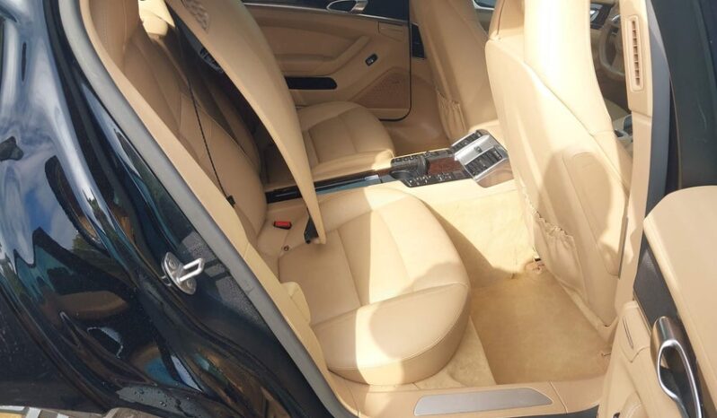 
								2016 Porsche Panamera full									