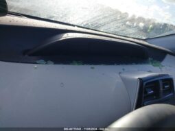 
										2017 Toyota Prius full									