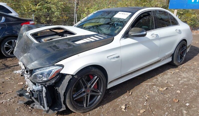 
								2015 Mercedes-benz C 63 amg full									