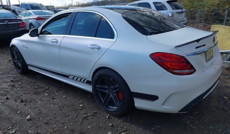 
								2015 Mercedes-benz C 63 amg full									